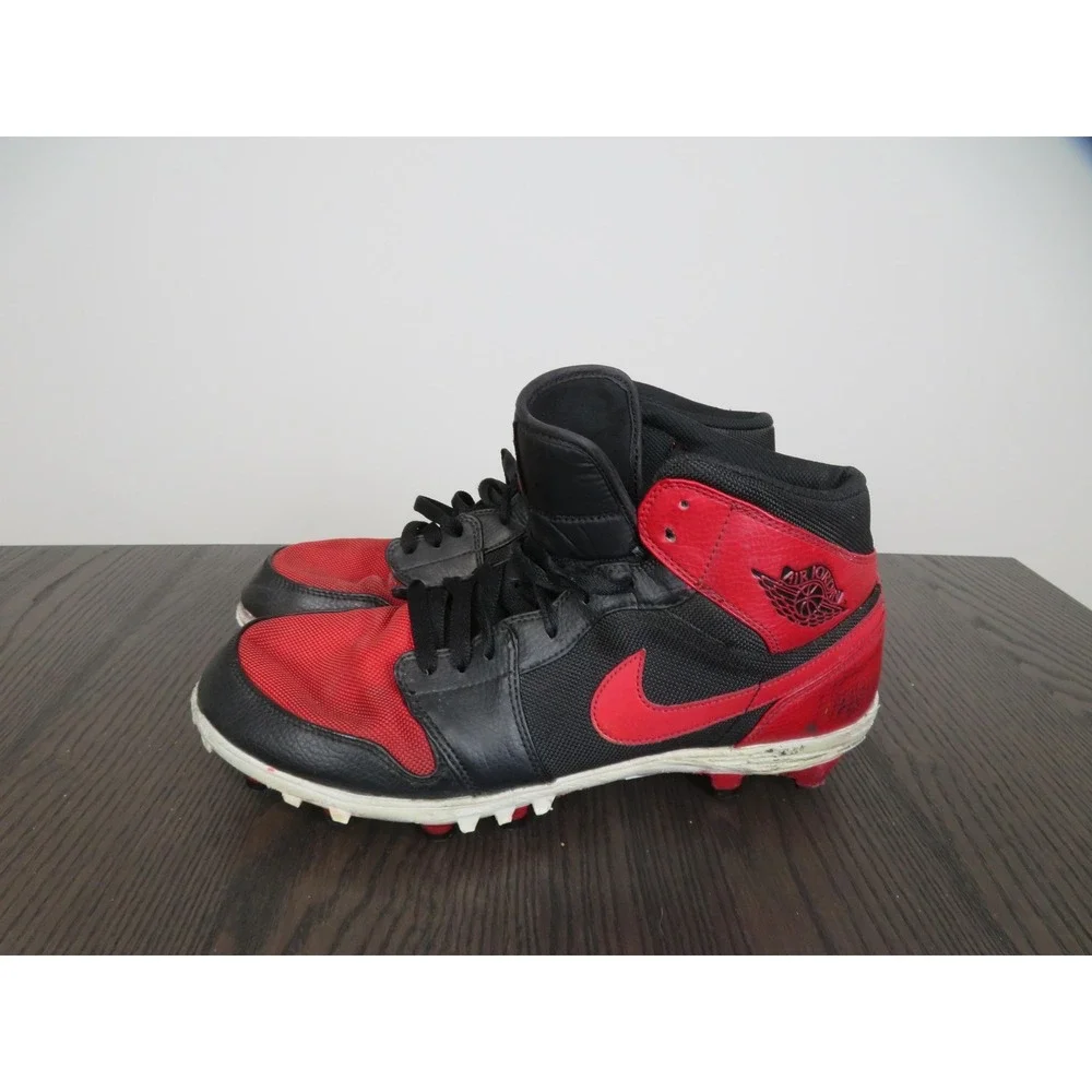 Jordan 1 TD Mid Football Cleats Mens 11 Red Black High Top Shoes AR5604-061